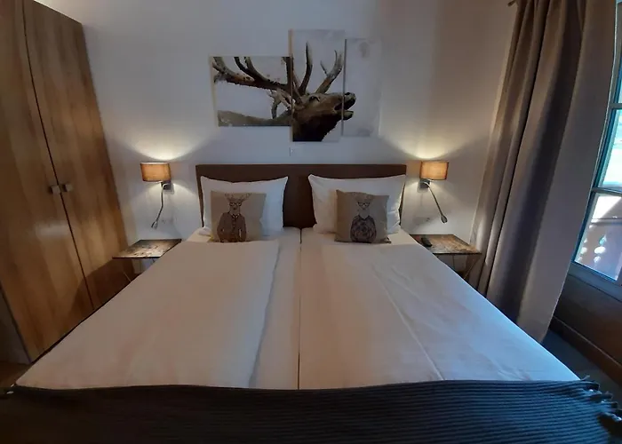 Hochalmbahnen Chalets 1-04, Alpenkrokus, Nahe Gondel, Hunde Willkommen 木屋 *